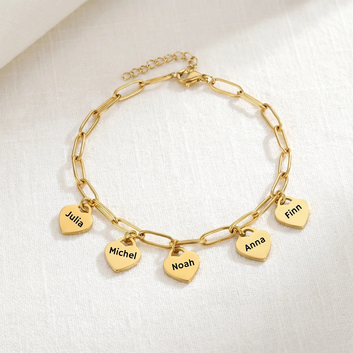 Armband mit Herzanhängern - OTANTO
