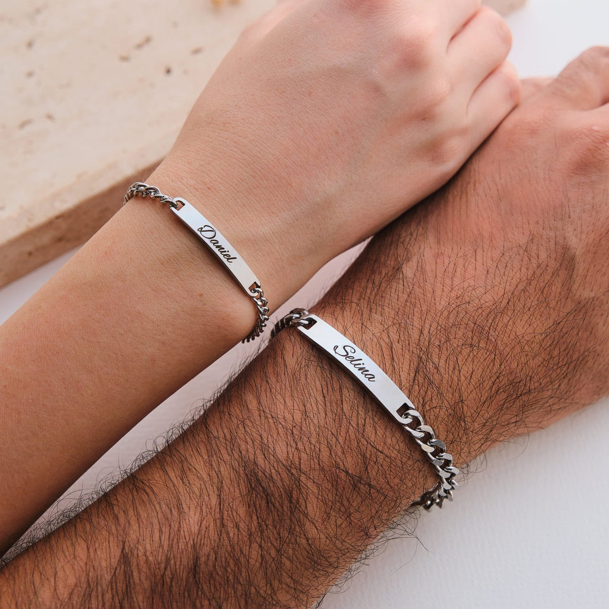 Silber Partnerarmband mit Gravur - OTANTO