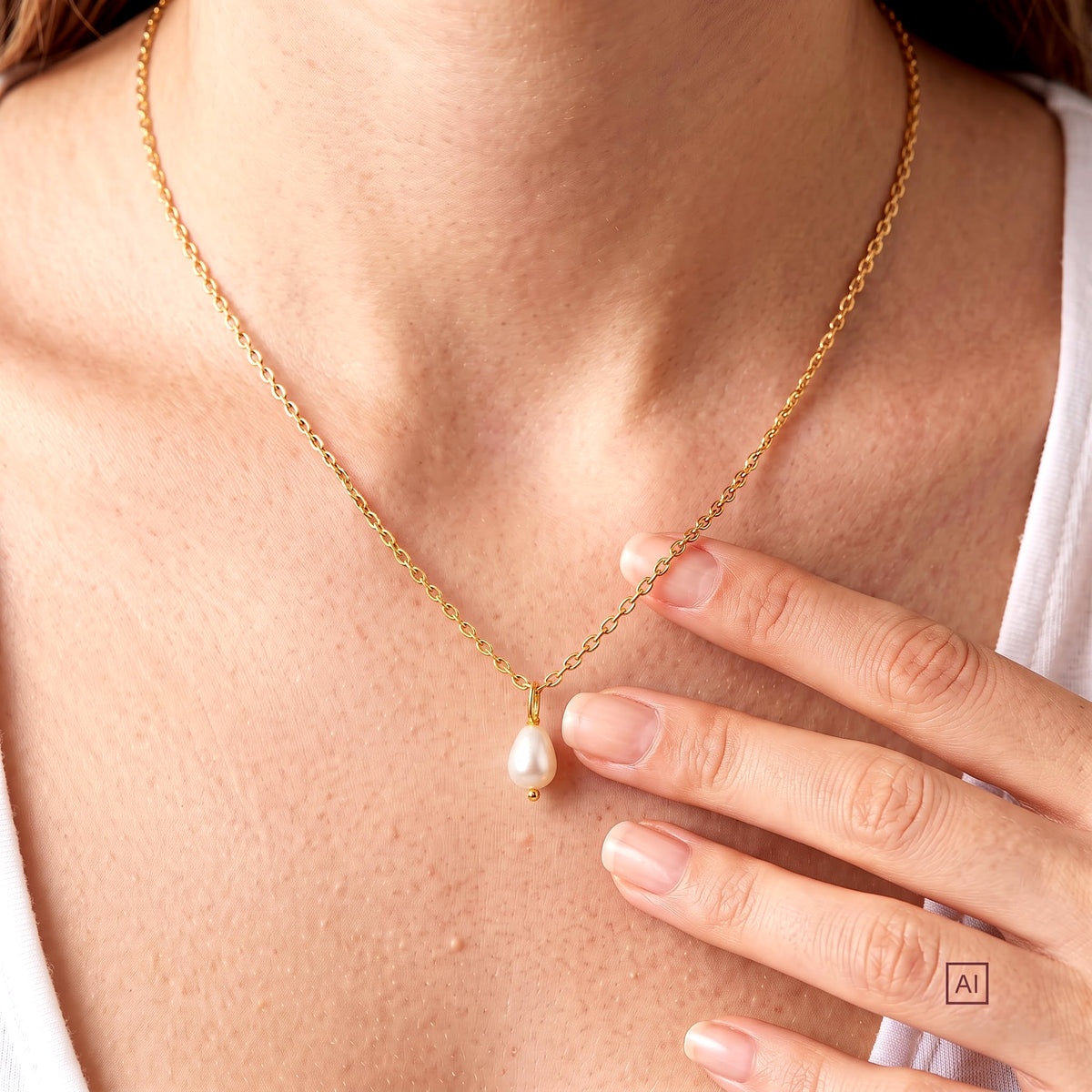 Perla Goccia Necklace