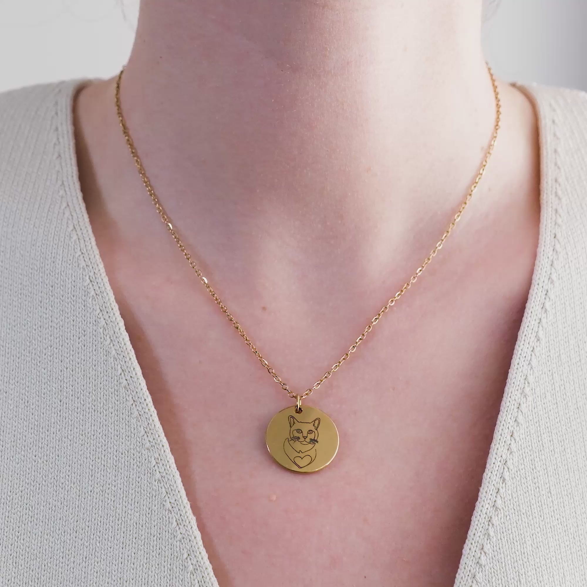 Pet Necklace with One Line Art Engraving