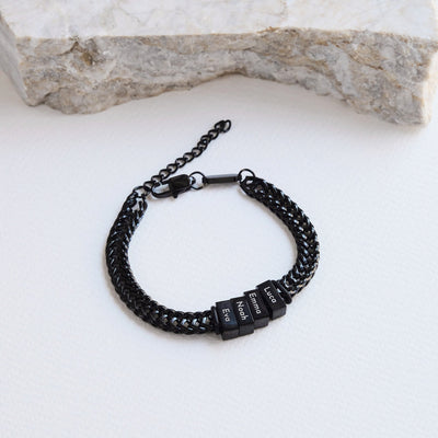 Retro Armband mit gravierten schwarzen Beads - OTANTO